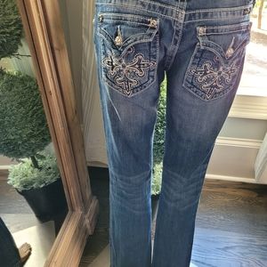 Miss Me Jean's size   28